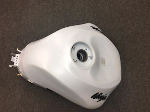 2013 zx636  TANK-COMP-FUEL,P.F.S.WHITE