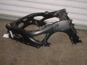 2004 YAMAHA R6 FRAME.