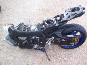 2007 SUZUKI GSXR 600 FRAME